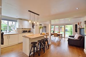 Photo 4- click for photo gallery